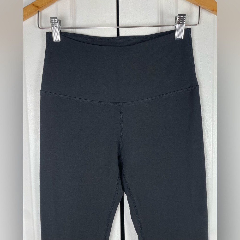 NWOT Gloria Vanderbilt Leggings Women’s S Black Skinny Capri High Rise Stretch - Picture 2 of 8